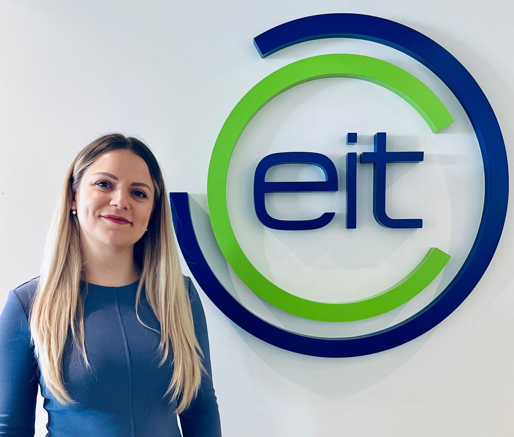 Anca del Rio passed the torch to Jeroen van Lent as interim EIT Alumni ...