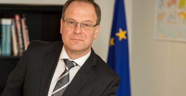 ‘EIT: social challenge champion’ – interview with Commissioner Navracsics