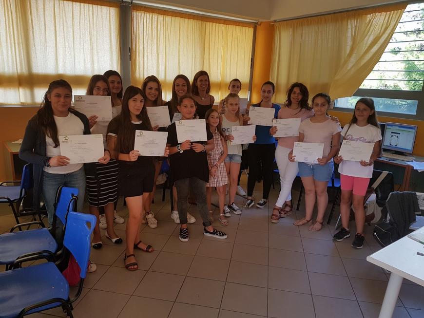 girls @KEAN Girls - certificates