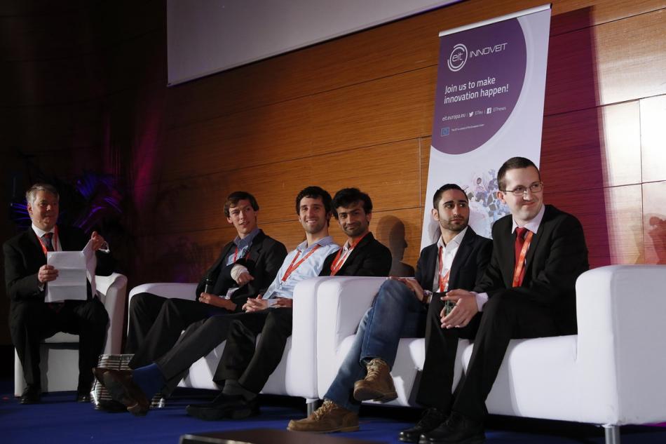 2016 EIT CHANGE Award Nominees: Carlos González de Miguel, Allen Mohammadi, Nurul Momen, Karens Grigorjancs, Chris Emmott (from right to left)