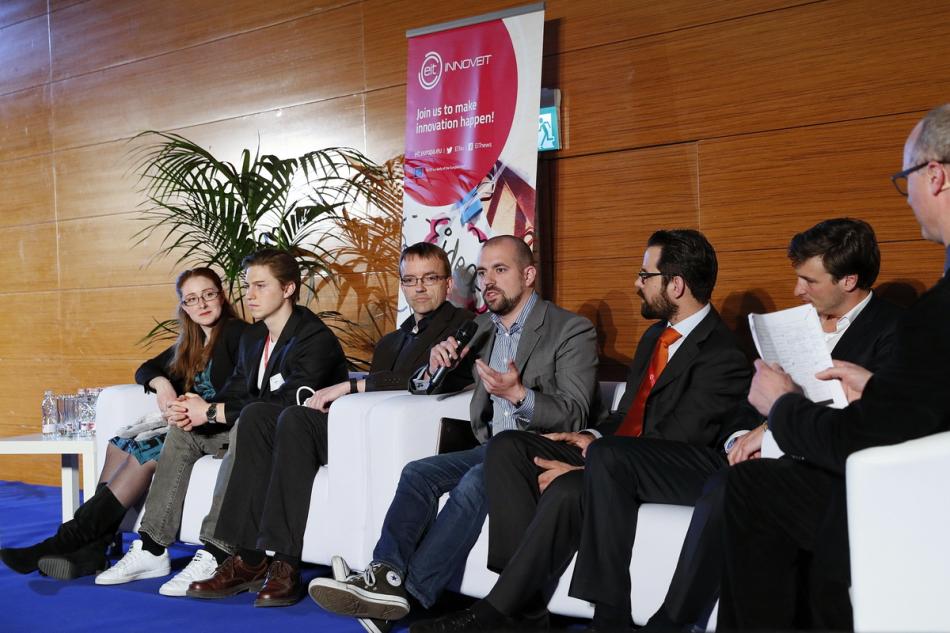 2016 EIT Venture Award Nominees: Genevieve Bergeret, Andreas Kunze, Rolf Kersten, Florian Schneider, Koen Koevoets, André Croft de Moura (from left to right)